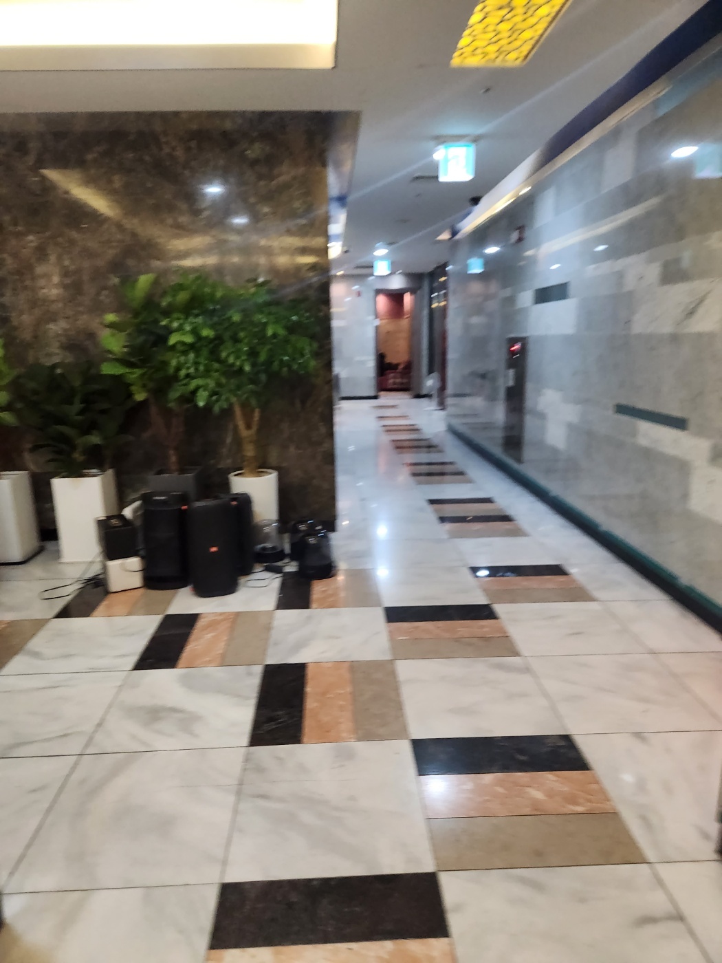 강남 인트로 쩜오 이미지
